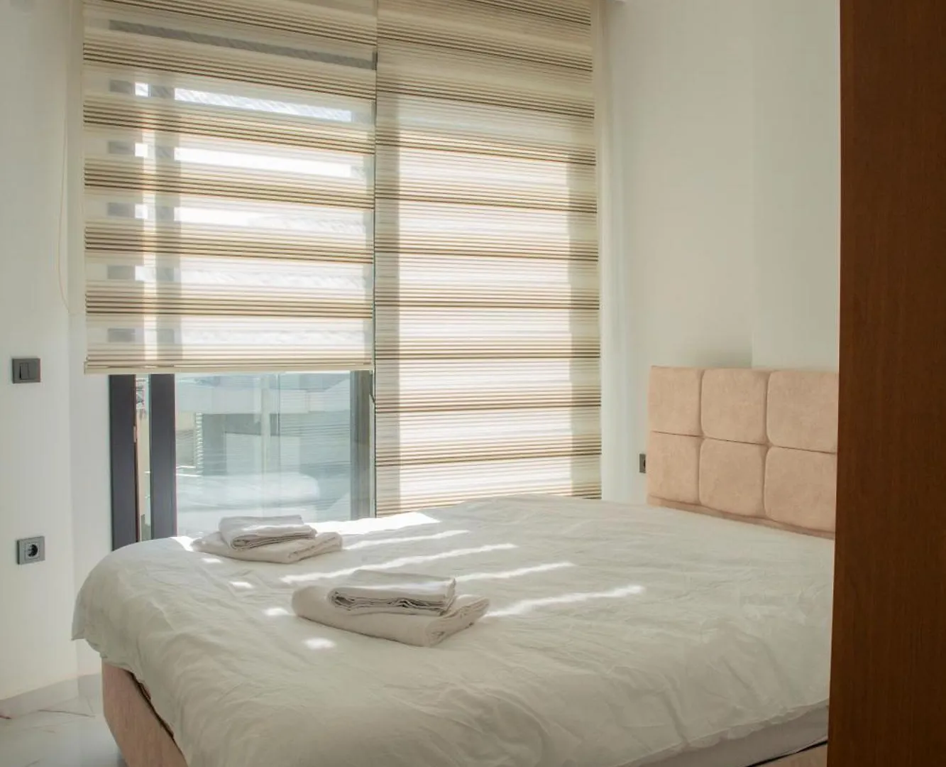 Amazing 2 Bedroom Apartment In Top Location Kusadası 0*,